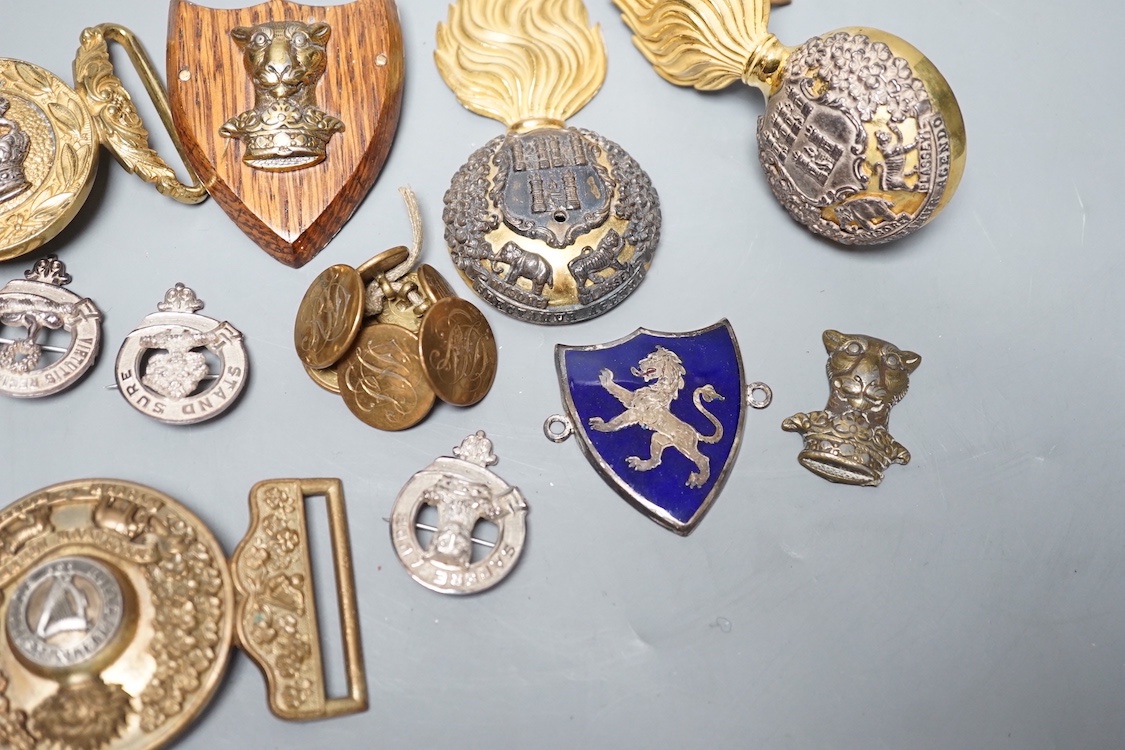 British and Irish regimental badges etc. including two Royal Munster Fusiliers badges, a Royal Dublin Fusiliers belt plaque etc